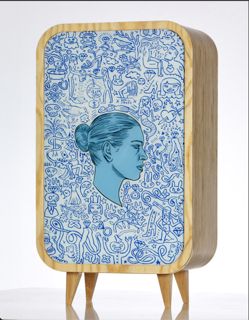 Cabinet (Lady in blue)